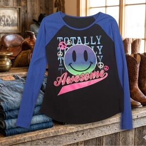 Cute back to school shirt! 🌺